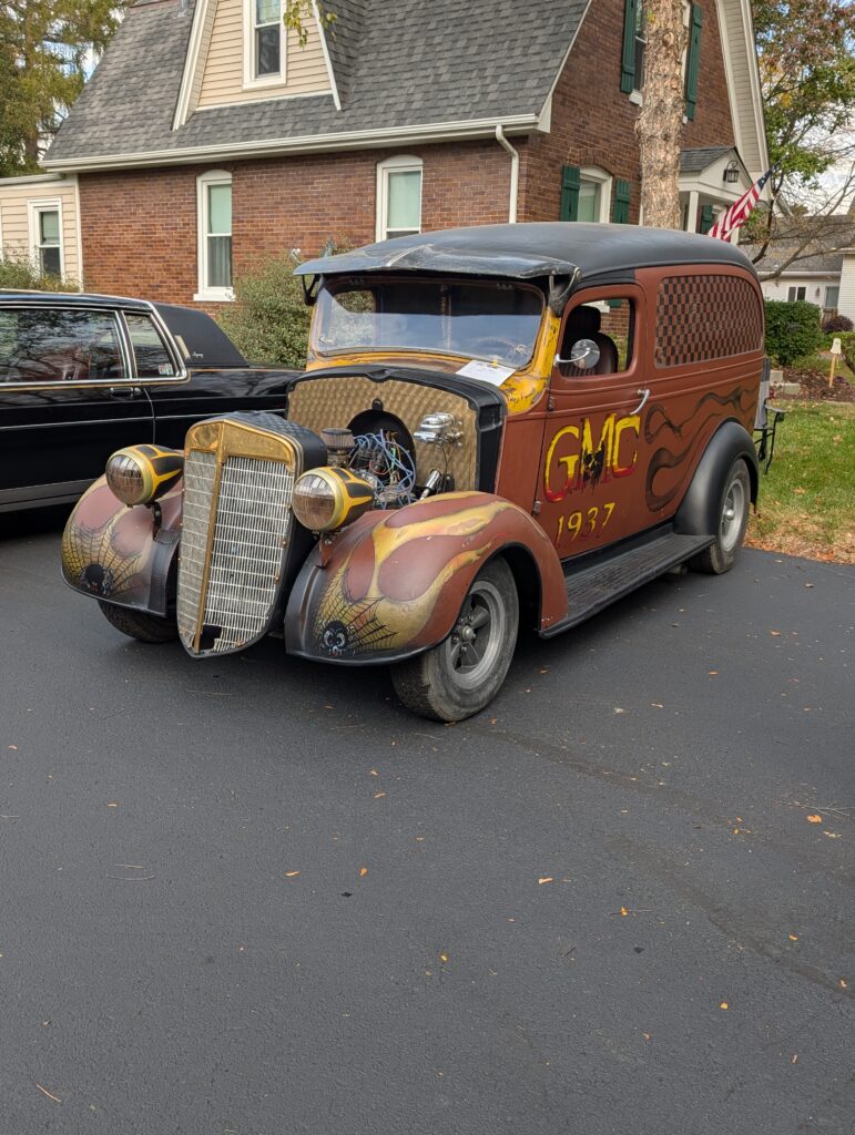 Picture of a brown GMC Panel Truck